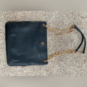 Tory Burch Black Leather pebbled sling back Purse bag Vguc